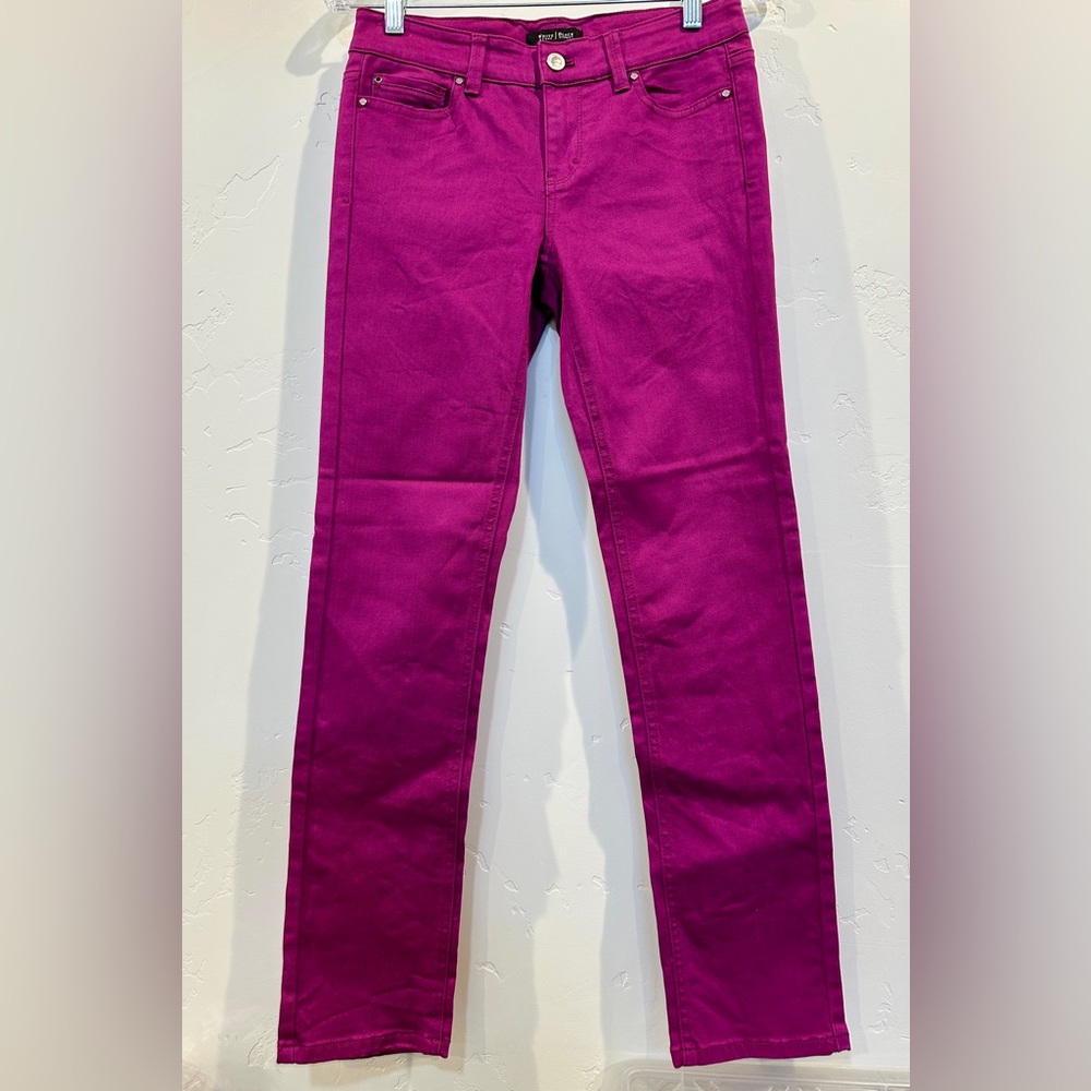 White House Black Market Magenta Slim Ankle Pants